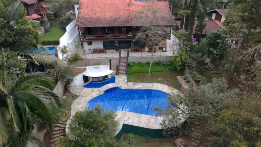 Casa de Condomínio com 3 Quartos para venda ou aluguel, 511m² no Caraguatá, Mairiporã