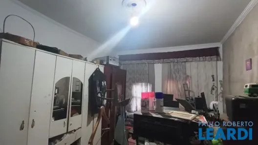 Sobrado com 3 Quartos à venda, 136m² no Jardim Esperança, Poços de Caldas