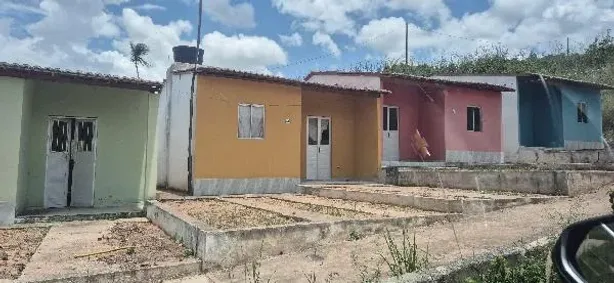 Casa com 2 Quartos à venda, 140m² no Centro, Glória do Goitá