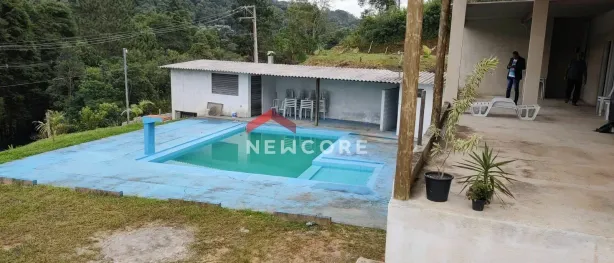 Fazenda / Sítio / Chácara à venda, 800m² no Centro, São Lourenço da Serra