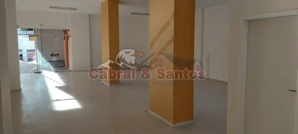 Loja / Salão / Ponto Comercial para alugar, 237m² no Centro, Itu