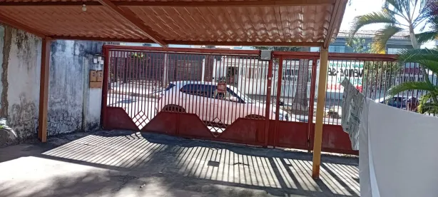 Sobrado com 6 Quartos à venda, 326m² no Candangolândia, Brasília