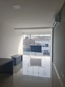 Conjunto Comercial / Sala para alugar, 50m² no Santa Regina, Camboriú