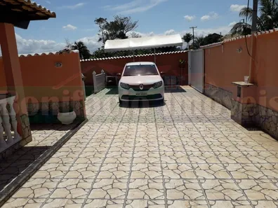 Casa com 2 Quartos à venda, 110m² no Vila Capri, Araruama