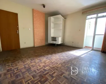 Kitnet com 1 Quarto à venda, 30m² no São Mateus, Juiz de Fora
