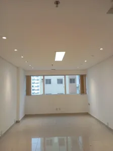 Conjunto Comercial / Sala à venda, 29m² no Centro, Lauro de Freitas