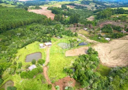 Fazenda / Sítio / Chácara à venda, 48400m² no , Guaraniaçu