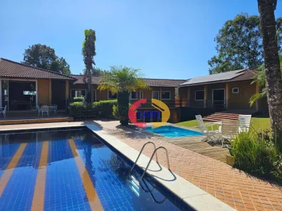 Fazenda / Sítio / Chácara com 7 Quartos à venda, 850m² no Jardim Arujá, Arujá