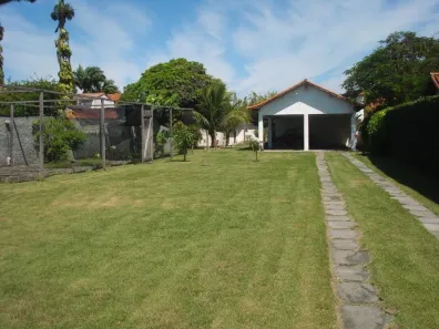 Terreno / Lote / Condomínio à venda, 750m² no Ogiva, Cabo Frio