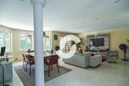 Casa de Condomínio com 4 Quartos à venda, 300m² no Badu, Niterói
