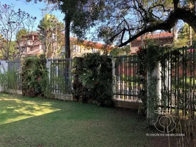 Casa com 4 Quartos para alugar, 550m² no Nova Fazendinha, Carapicuíba