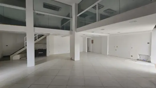 Loja / Salão / Ponto Comercial à venda, 155m² no Freguesia (Jacarepaguá), Rio de Janeiro