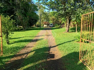Fazenda / Sítio / Chácara com 3 Quartos à venda, 300m² no Colinas do Piracicaba (Ártemis), Piracicaba