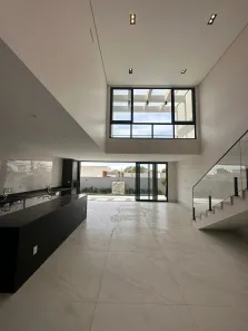 Casa de Condomínio com 4 Quartos à venda, 263m² no Jardins Nápoles, Senador Canedo
