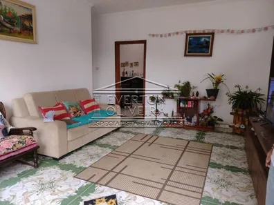 Fazenda / Sítio / Chácara com 2 Quartos à venda, 130m² no Veraneio Ijal, Jacareí