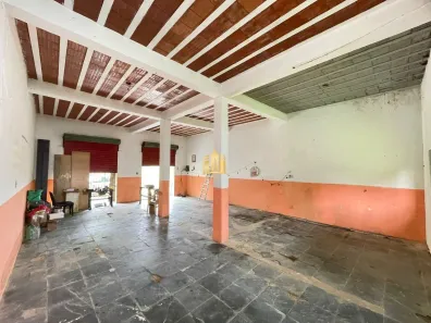 Loja / Salão / Ponto Comercial à venda, 360m² no Esmeraldas, Esmeraldas