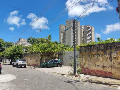 Terreno / Lote / Condomínio para alugar, 1695m² no José Bonifácio, Fortaleza