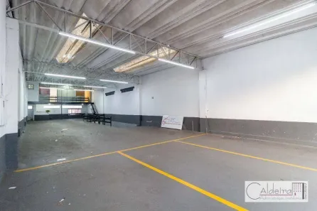 Loja / Salão / Ponto Comercial à venda, 367m² no Vila Hulda, Guarulhos