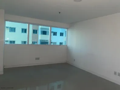 Conjunto Comercial / Sala à venda, 30m² no Centro, Lauro de Freitas