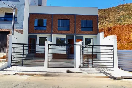 Casa com 2 Quartos à venda, 70m² no Linhares, Juiz de Fora