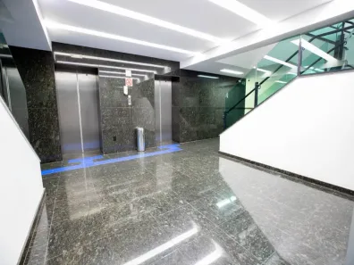 Conjunto Comercial / Sala à venda, 120m² no Vila da Serra, Nova Lima