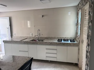 Casa de Condomínio com 2 Quartos para venda ou aluguel, 120m² no Jardim Decolores, Trindade