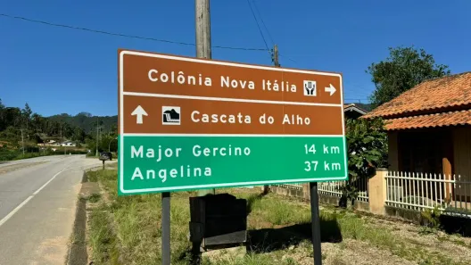 Fazenda / Sítio / Chácara com 1 Quarto à venda, 57750m² no Centro, São João Batista