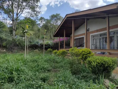 Fazenda / Sítio / Chácara com 5 Quartos à venda, 2000m² no Chácaras Bom Tempo, Franco da Rocha