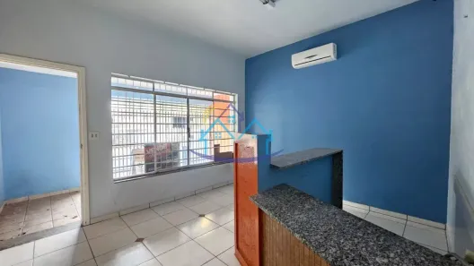 Loja / Salão / Ponto Comercial com 3 Quartos à venda, 180m² no Vila Noemy, Bauru