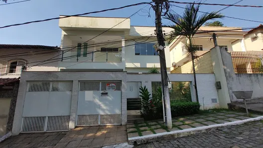 Casa de Condomínio com 3 Quartos à venda, 318m² no Nossa Senhora de Fátima, Barra Mansa