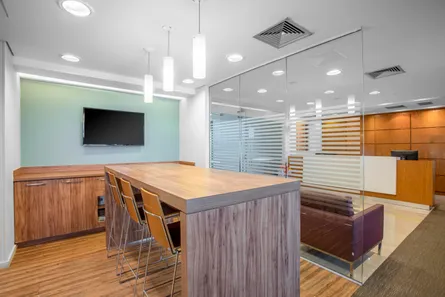 Conjunto Comercial / Sala para alugar, 30m² no Enseada do Suá, Vitória