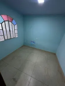 Casa com 2 Quartos para alugar, 80m² no Cruzeiro, Ribeirão das Neves