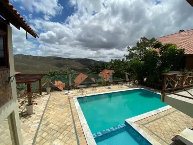 Casa de Condomínio com 4 Quartos à venda, 334m² no Alpes Suiços, Gravatá
