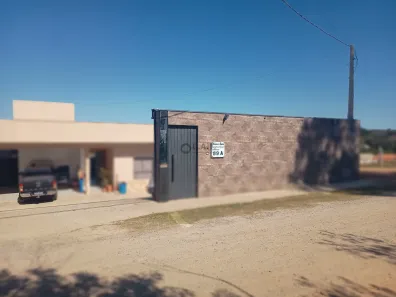 Fazenda / Sítio / Chácara com 3 Quartos para alugar, 600m² no Centro, Araçoiaba da Serra