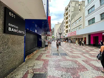 Conjunto Comercial / Sala à venda, 50m² no Centro, Juiz de Fora