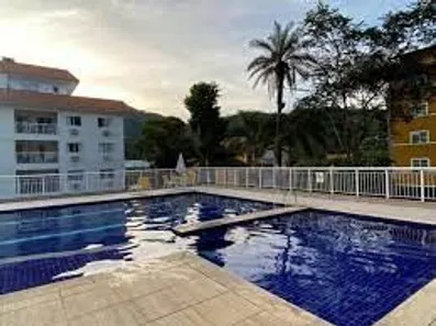 Cobertura com 4 Quartos para venda ou aluguel, 170m² no Itaipava, Petrópolis