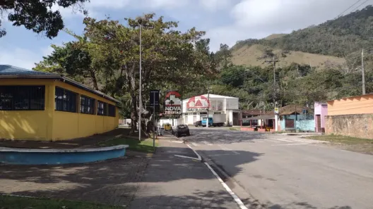 Apartamento com 2 Quartos para alugar, 50m² no Enseada, São Sebastião