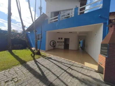 Casa com 4 Quartos para venda ou aluguel, 220m² no Jardim Virgínia, Guarujá