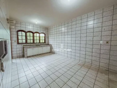 Casa de Condomínio com 4 Quartos à venda, 217m² no Monte Castelo, Volta Redonda