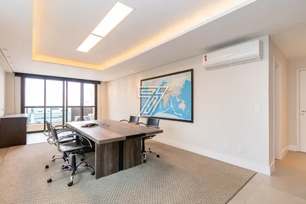 Andar / Laje corporativa à venda, 201m² no Centro, Curitiba