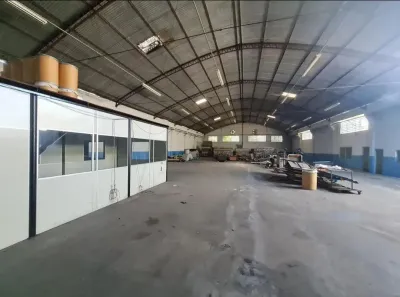 Galpão / Depósito / Armazém para alugar, 1200m² no Distrito Industrial I, Manaus
