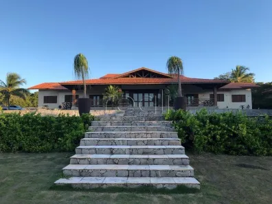 Fazenda / Sítio / Chácara com 12 Quartos à venda, 200m² no Uruaú, Beberibe