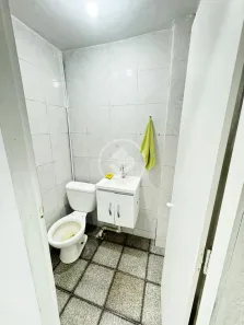 Loja / Salão / Ponto Comercial à venda, 43m² no Várzea, Teresópolis