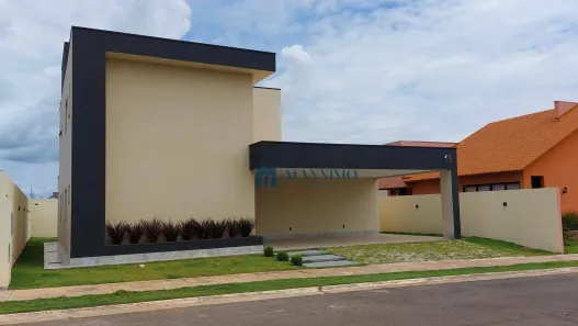 Casa de Condomínio com 3 Quartos à venda, 219m² no Setor Habitacional Tororó, Brasília