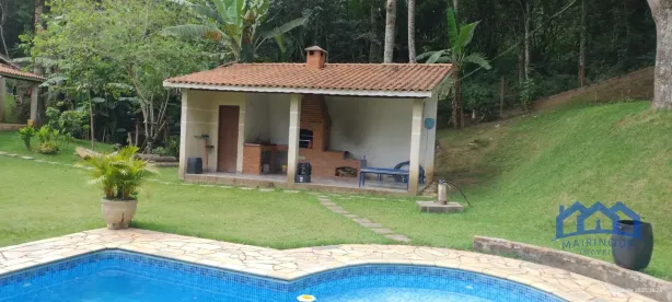 Fazenda / Sítio / Chácara com 2 Quartos à venda, 1000m² no Zona Rural, Mairinque