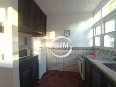 Casa com 3 Quartos para alugar, 94m² no , 