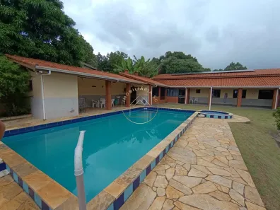 Fazenda / Sítio / Chácara com 3 Quartos à venda, 1077m² no , Mairinque