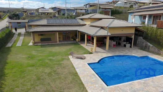 Fazenda / Sítio / Chácara com 3 Quartos à venda, 1250m² no , Mairinque