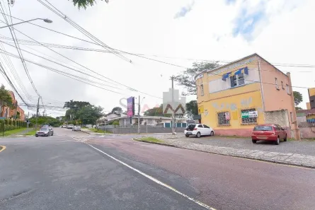 Prédio Inteiro à venda, 429m² no Cristo Rei, Curitiba