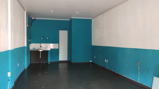 Loja / Salão / Ponto Comercial com 1 Quarto à venda, 50m² no Alambari, Resende